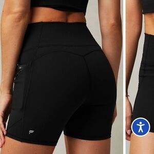 Oasis PureLuxe High-Waisted 6'' Shorts Black